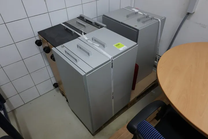 3 x Rollcontainer